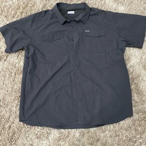 Men’s Columbia Vented Shirt XXL